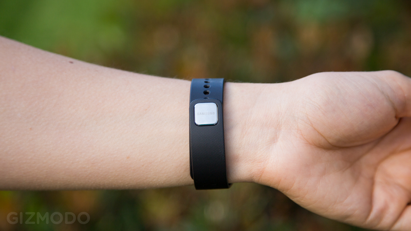 Illustration for article titled Samsung Gear Fit, análisis: un gran medidor arruinado por el software